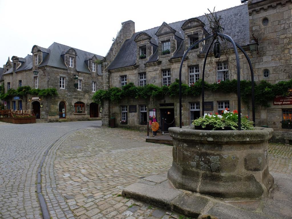 Au Calme A 10Mn Des Baies De Douarnenez Et Audierne Avec Cuisine A Disposition Mahalon Εξωτερικό φωτογραφία
